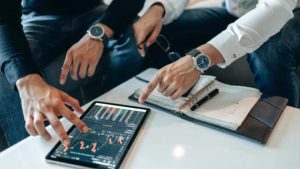 Zukunftsweisende Technologien im Online-Marketing: Künstliche Intelligenz, Automatisierung und mobile Nutzererfahrung